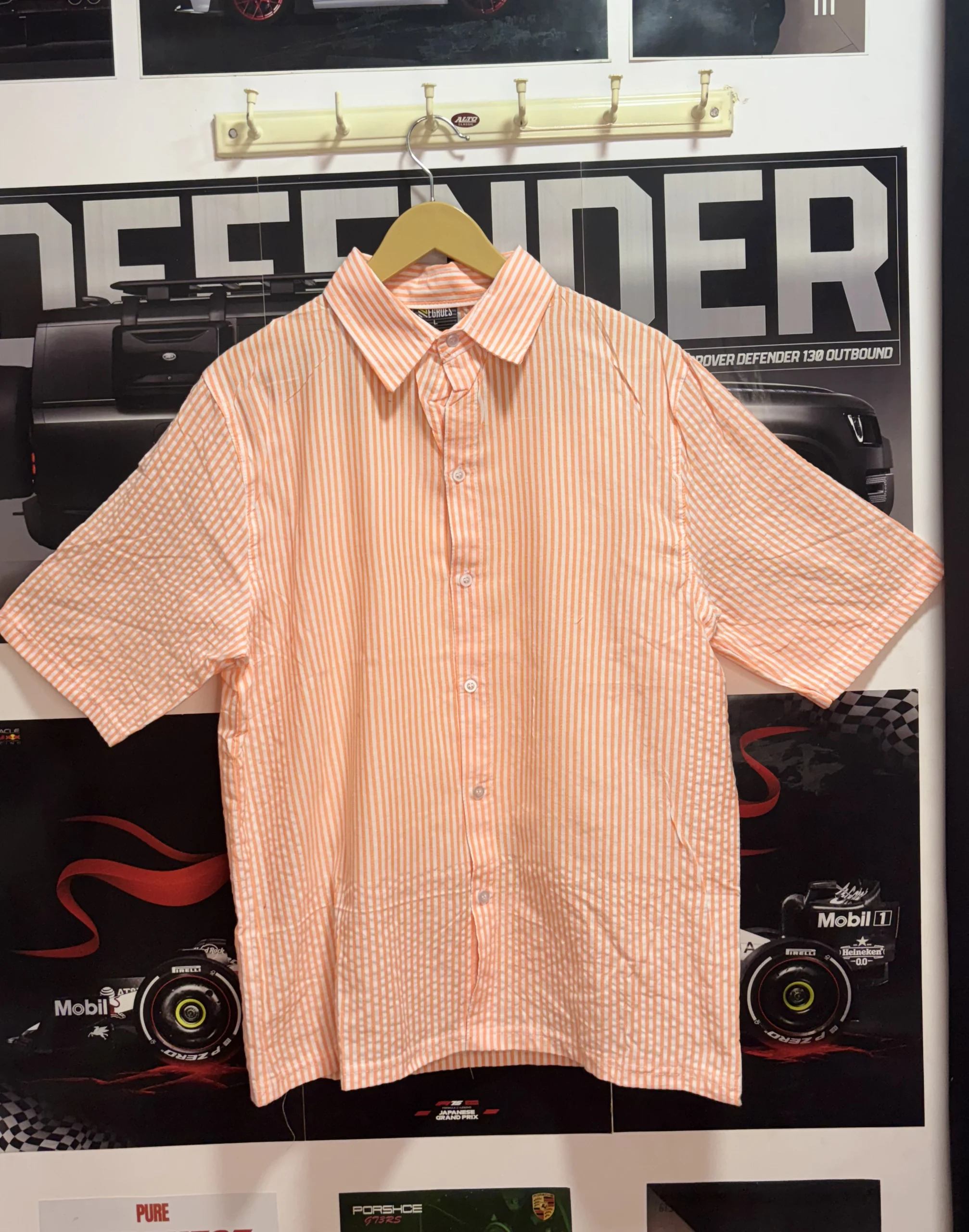 boxy fit shirts soft peach - Image 3